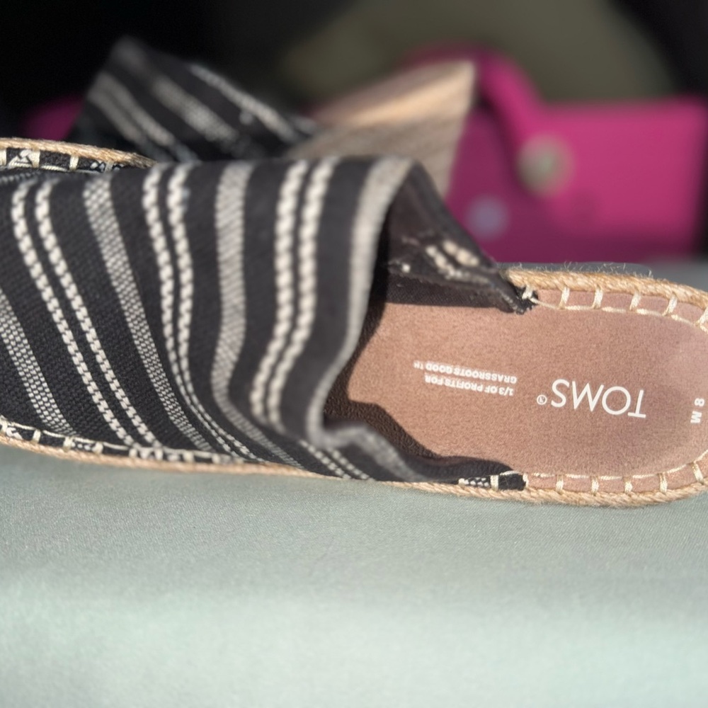 Toms Black and White Striped Wedges